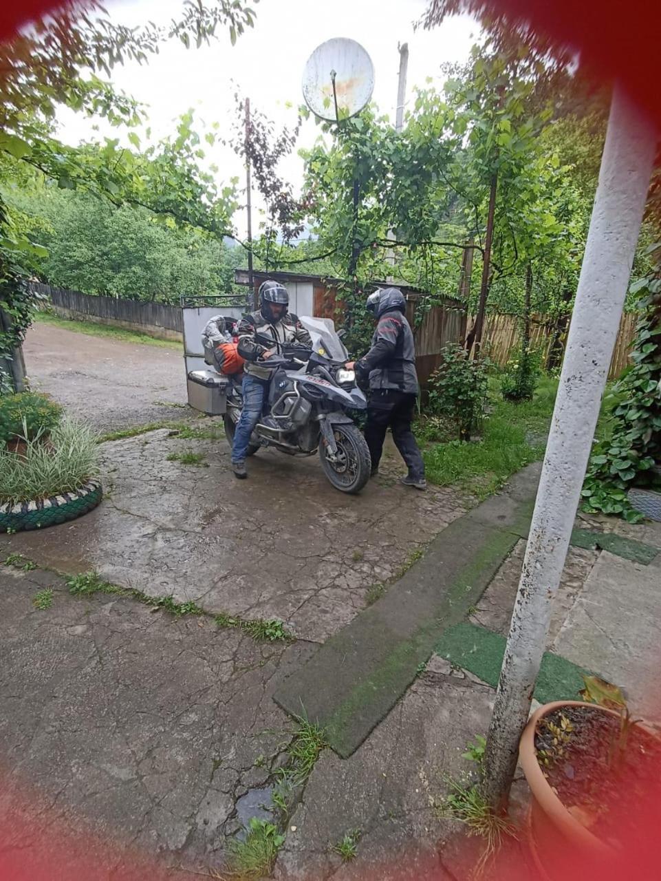 Lentekhi Guest House "Svaneti" מראה חיצוני תמונה