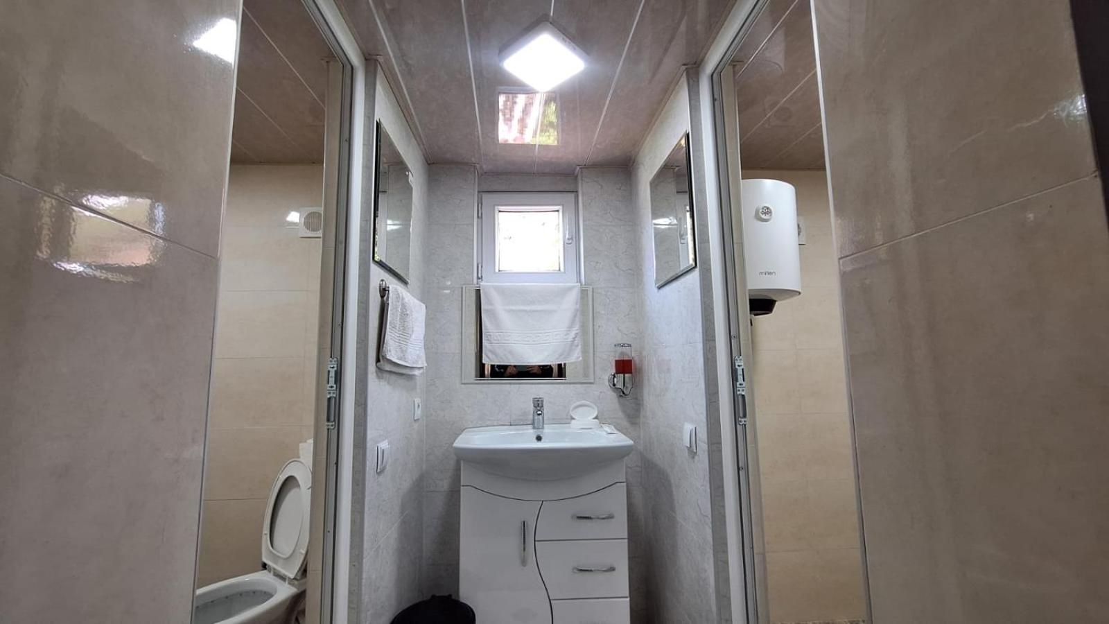 Lentekhi Guest House "Svaneti" מראה חיצוני תמונה