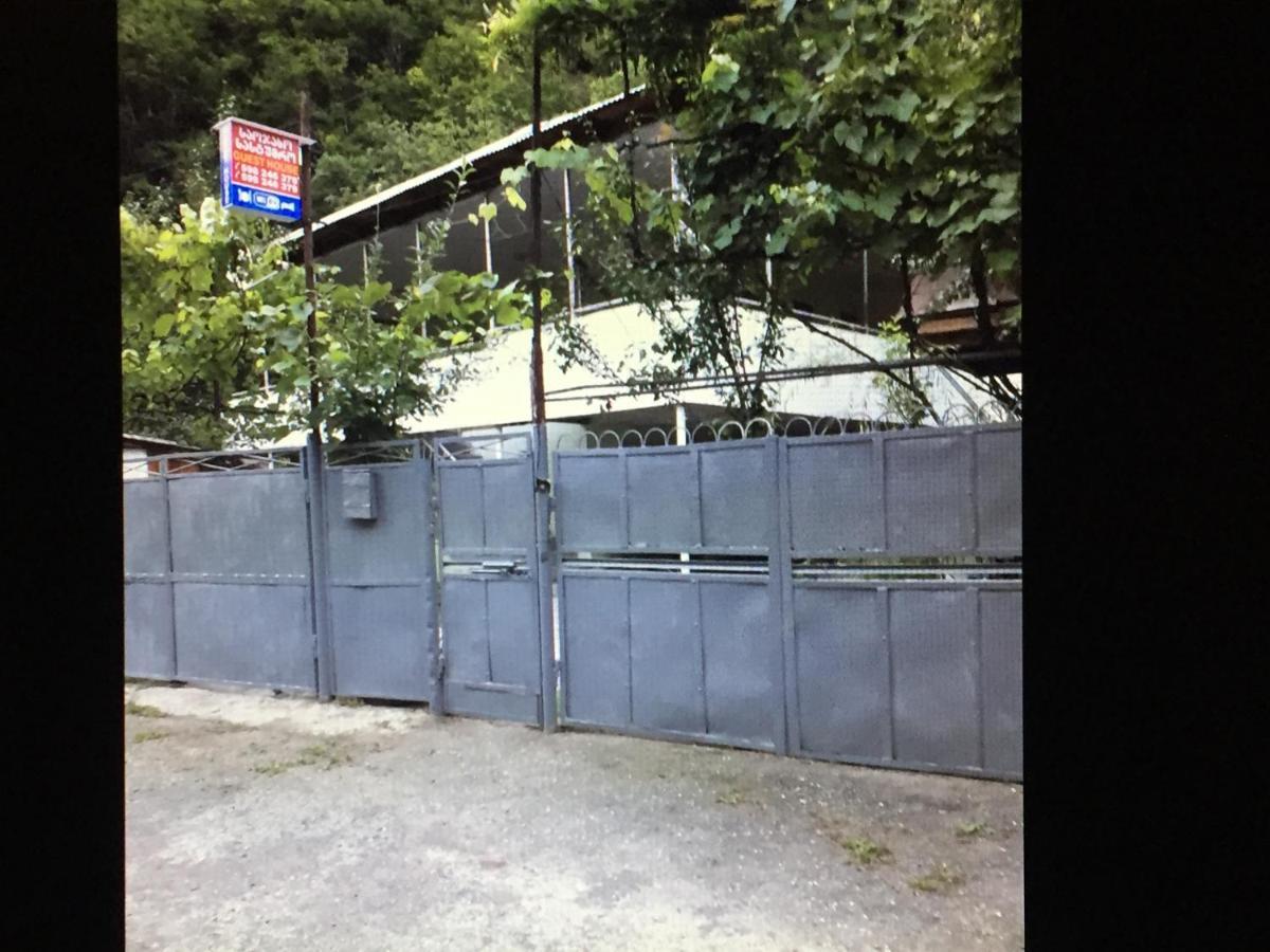 Lentekhi Guest House "Svaneti" מראה חיצוני תמונה