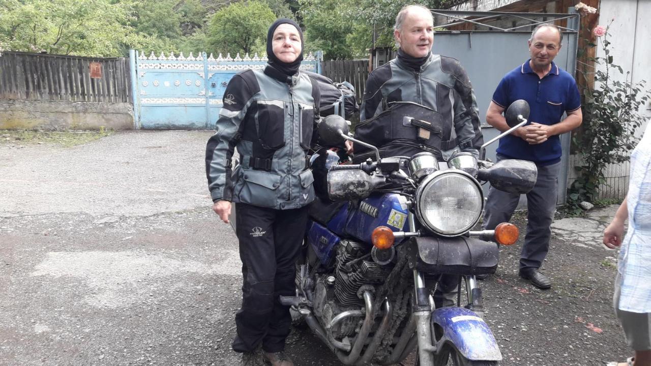 Lentekhi Guest House "Svaneti" מראה חיצוני תמונה